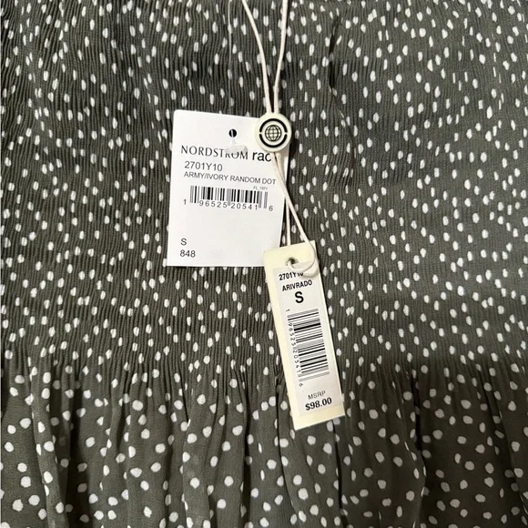 Midi skirt small Nordstrom Rack. Army/Ivory Random Dot. NWT - Picture 9 of 10